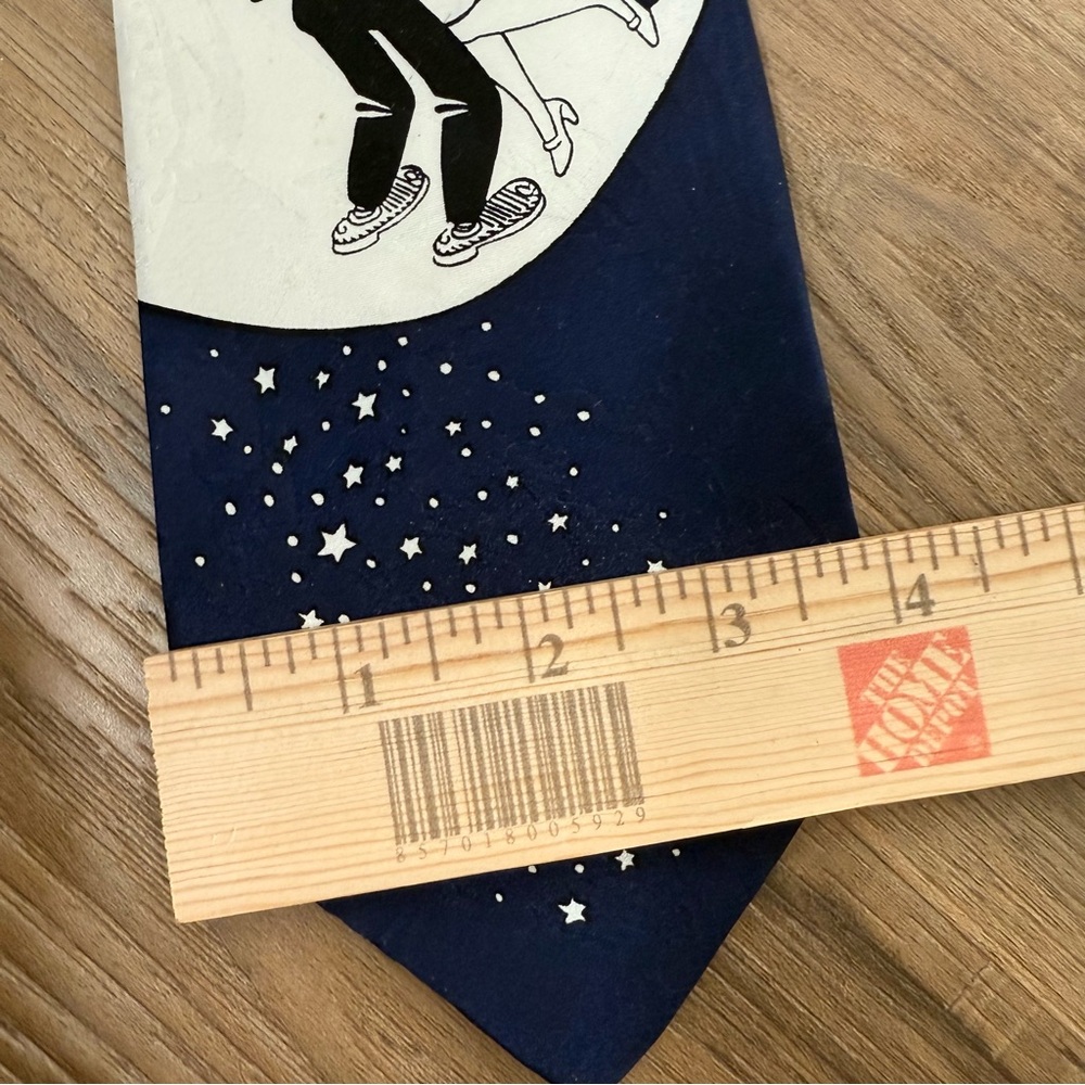 Vintage Blondie Dagwood 100% Silk Tie Romantic Crescent Moon Blue Celestial 1993 - Picture 6 of 6